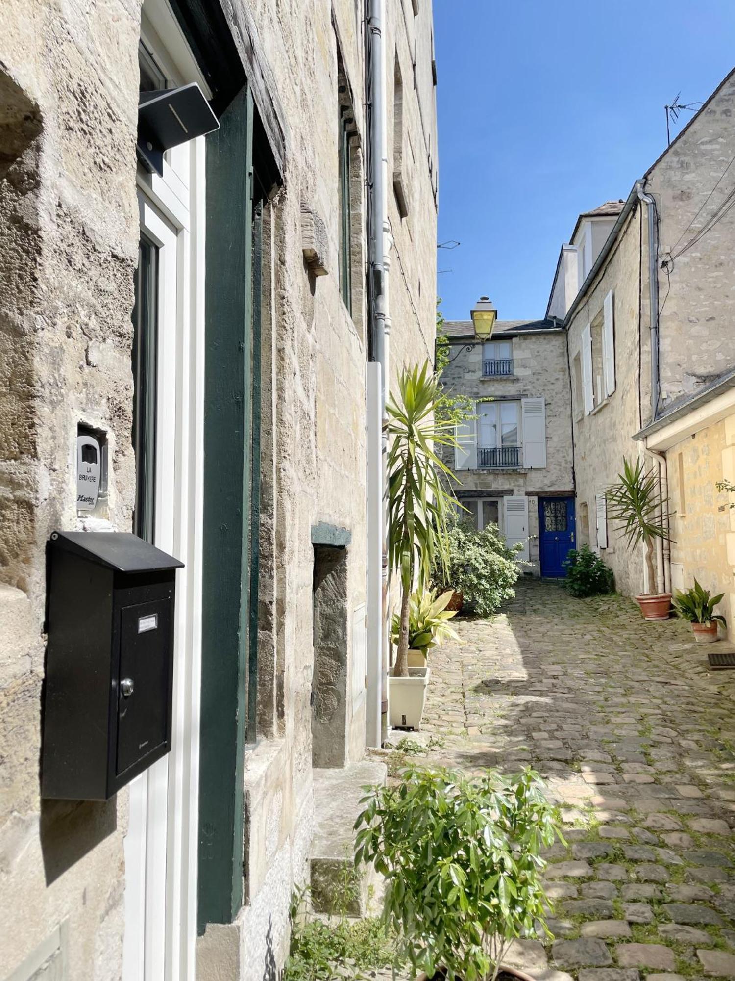 Appartements 4 Vents By La Boite En Plus Senlis  Exterior photo